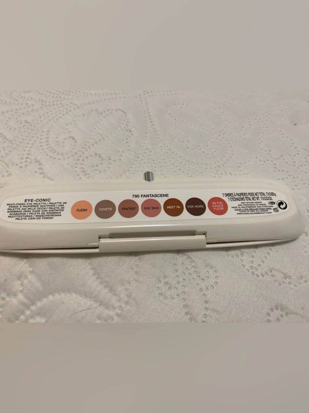 Marc Jacobs Black Multi-Finish Eye Palette FANTASCENE 790